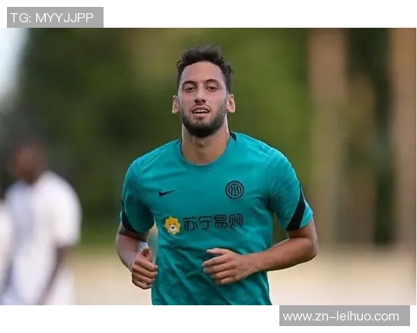 加拉塔萨雷内部人士澄清未与恰尔汗奥卢接触的消息 加拉塔萨雷内部人士澄清未与恰尔汗奥卢接触的消息