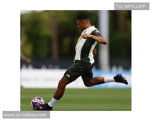 姆巴佩缺席法国队训练状态堪忧出战阿塞拜疆前景不明