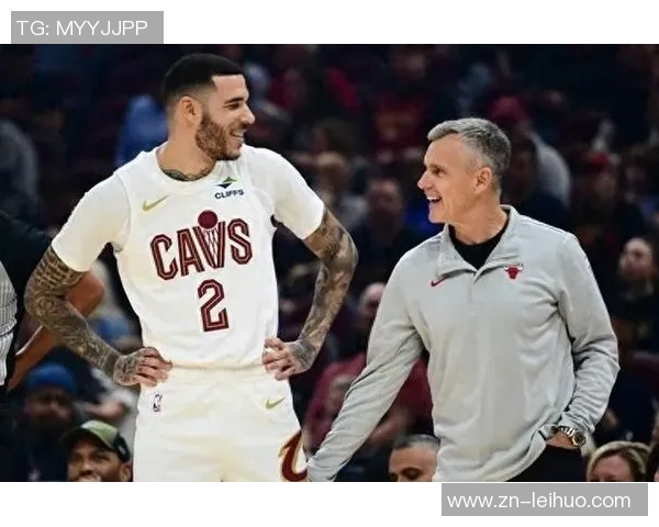 米切尔赞鲍尔赛场思维能力与詹姆斯相似认为这是球队所需的重要特质