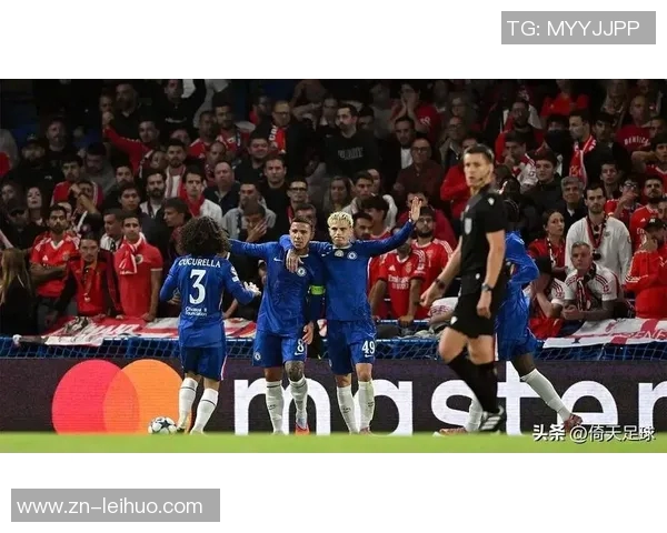 滕哈赫回忆执教阿贾克斯时压制切尔西的辉煌时刻与如今惨败的对比