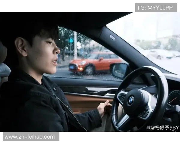 杨舒予分享中秋快乐照片展现独特稀缺库存的乱七八糟魅力