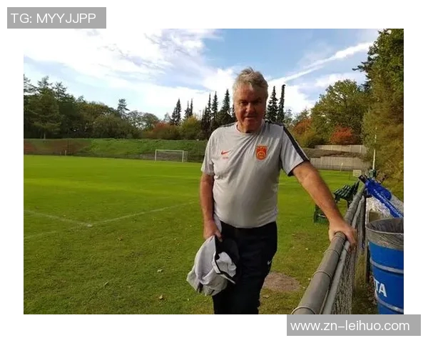 希丁克谈足球比赛应有的竞技精神与比分公平性强调避免极端差距的必要性 希丁克谈足球比赛应有的竞技精神与比分公平性强调避免极端差距的必要性