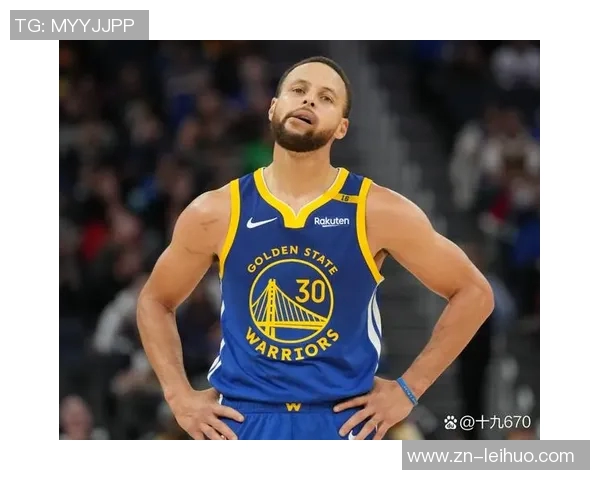 克拉克力挺库里期待他每场投中12记三分希望外界别再对他施压